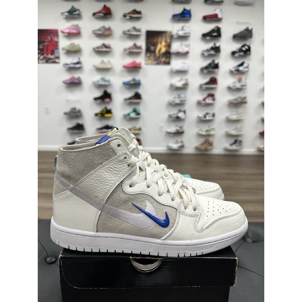 Size 10.5 - Nike Soulland x SB Dunk Pro High FRI.day Part 0.2